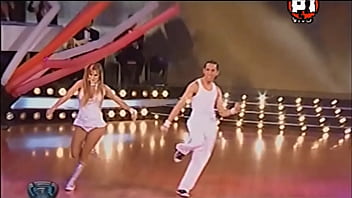 Hot celeb dances on tv with her lovely butt on display