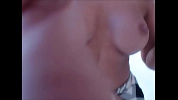 Sexy babe with great tits plays with pussy on cam