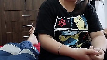 Tu hermanastra te enseña un truco de magia que termina con tu polla en su culo