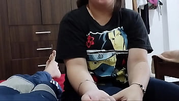 Tu hermanastra te enseña un truco de magia que termina con tu polla en su culo