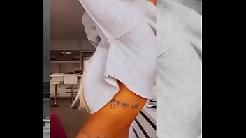 Loira Sensualizando thumbnail