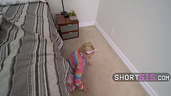 She would rat me out if i didn't eat her out