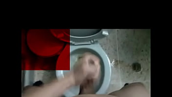 Una excitante masturbada