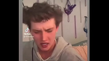 Holy fucking shit i found this show on netflix called bloodline