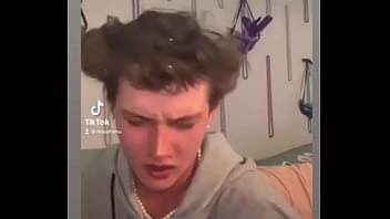 Holy fucking shit i found this show on netflix called bloodline