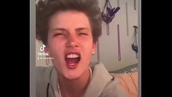 Holy Fucking Shit I Found This Show On Netflix Called Bloodline thumbnail