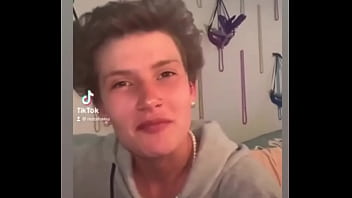 Holy fucking shit i found this show on netflix called bloodline