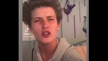 Holy fucking shit i found this show on netflix called bloodline