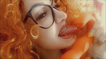 He leaves me but i dont care