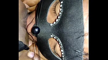 Mi madrastra me ayuda con la tarea de anatomía