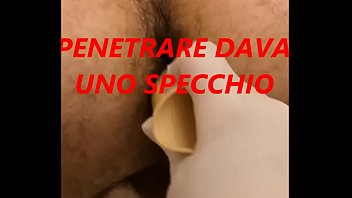 La troia vuole sempre il fallo nel culo