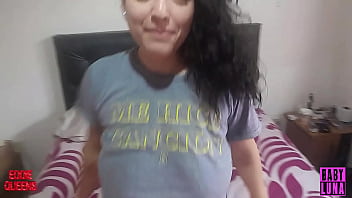 Mi hermanastra me hace una paja con los pies y yo le lleno la concha de leche ft mi hermanastra me hace una paja con los pies y yo le lleno la concha de leche ft babuluna939