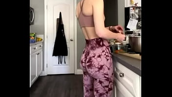 Slut with cake on kik Slut with cake on kik