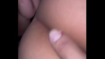 Pareja compartida por su marido