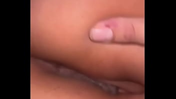 Pareja compartida por su marido