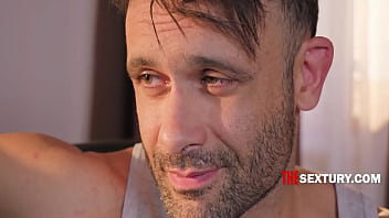 Husband wasnt there to open the lock or get the anal reward