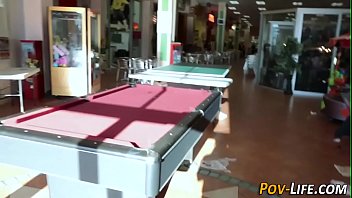 Petite amateur pov tugs
