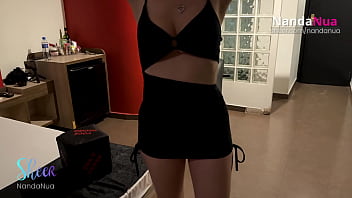 Motel interativo macho comeu e gozou no cuzinho que escorreu pra bucetinha a camisinha saiu e fui comida no pelo corno ficou só olhando pelo vidro