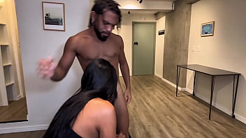 Encanador fode dona de casa