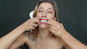 Nasty milf fisting mouth and pussy