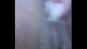 Masturbándome jugando con la jessi