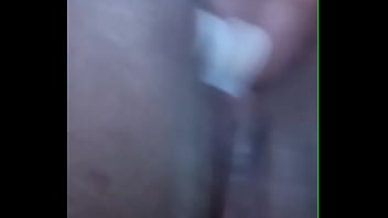 Masturbándome jugando con la jessi