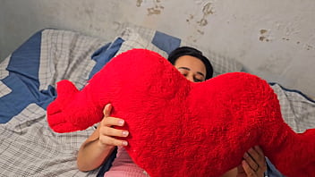 Primeira relação sexual virgem dei um mimo para namorada ganhei sua bucetinha virgem