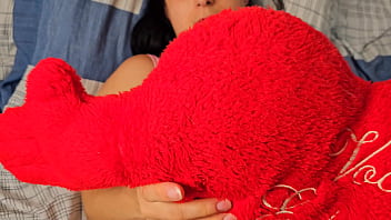 Primeira relação sexual virgem dei um mimo para namorada ganhei sua bucetinha virgem