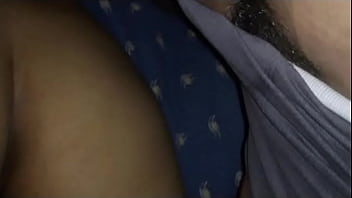 Calentando su panochita mojada