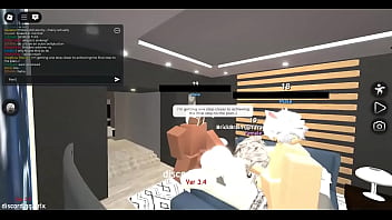 Pucci fucks a girl on roblox