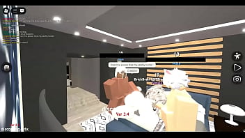 Pucci fucks a girl on roblox