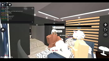 Pucci fucks a girl on roblox