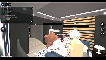 Pucci fucks a girl on roblox