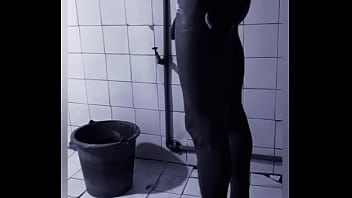 Wetjuicypussy1 let me show you how to monitiz your xvidoe account and start making $1000 every week