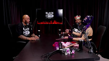 Mostrou uma sessão de bdsm alisou seu pau beijou seus peitos e explicou o que sentiu madame agatha e jeff negão rei das entrevistas watch sheer red