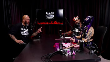 Mostrou uma sessão de bdsm alisou seu pau beijou seus peitos e explicou o que sentiu madame agatha e jeff negão rei das entrevistas watch sheer red