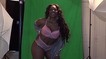 Bts clip of playhouse photoshoot with jenni