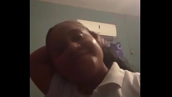 Hermanita de iglesia nalgona videollamada ya estaba casada