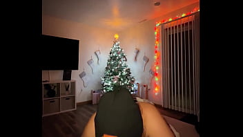 Sucking cock for christmas and huge load