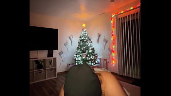 Sucking cock for christmas and huge load