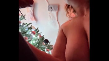 Sucking cock for christmas and huge load