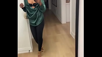 Heading out for a drink & didn’t give af enough to iron … still look good enough to sip expensive s … y