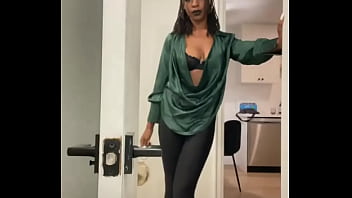 Heading out for a drink & didn’t give af enough to iron … still look good enough to sip expensive s … y