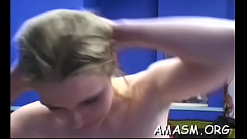 Stunning sweetie awards fucker with sex