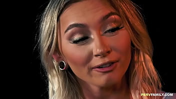 Stepsisters having some quality lesbian action