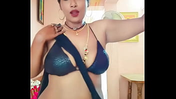 Saree aunty sex women dance