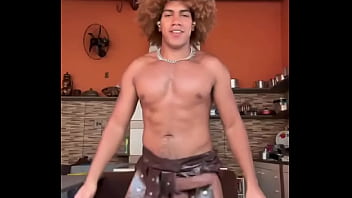 Teria coragem de enfrentar a espada desse gladiador ️would you have the courage to face this gladiator's