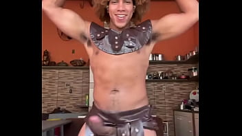 Teria coragem de enfrentar a espada desse gladiador ️would you have the courage to face this gladiator's