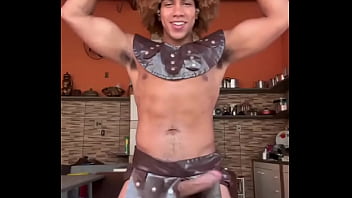 Teria coragem de enfrentar a espada desse gladiador ️would you have the courage to face this gladiator's