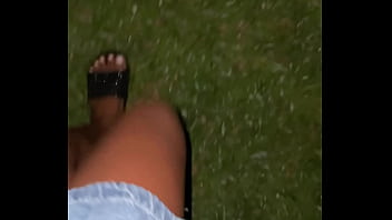 Em público apenas só saia